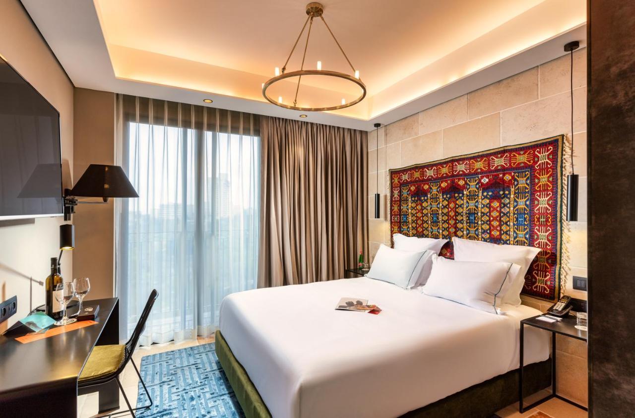 Brown Jlm Mamilla, A Member Of Brown Hotels Jerusalem Exterior foto